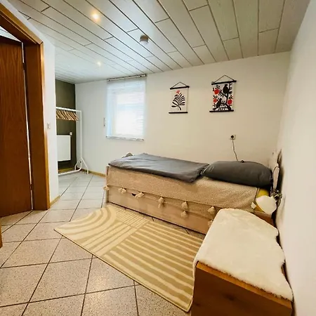 Sanders Ferienhaus, Zentral Und Voll Ausgestattet, Privatparkplatz Und Kleine Terrasse * Winsen