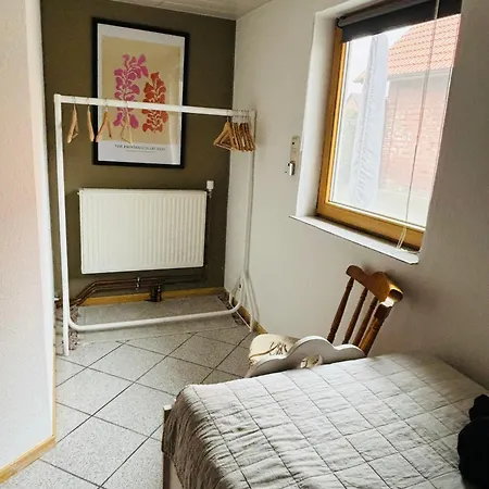 Apartamento Sanders Ferienhaus, Check-in Jederzeit Moeglich, Privatparkplatz Und Voll Ausgestattet